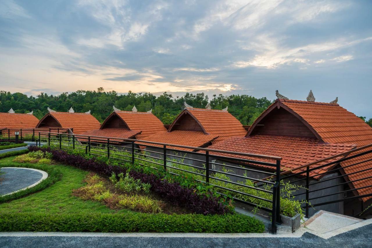 Star Semabu Resort Toyapakeh Bagian luar foto