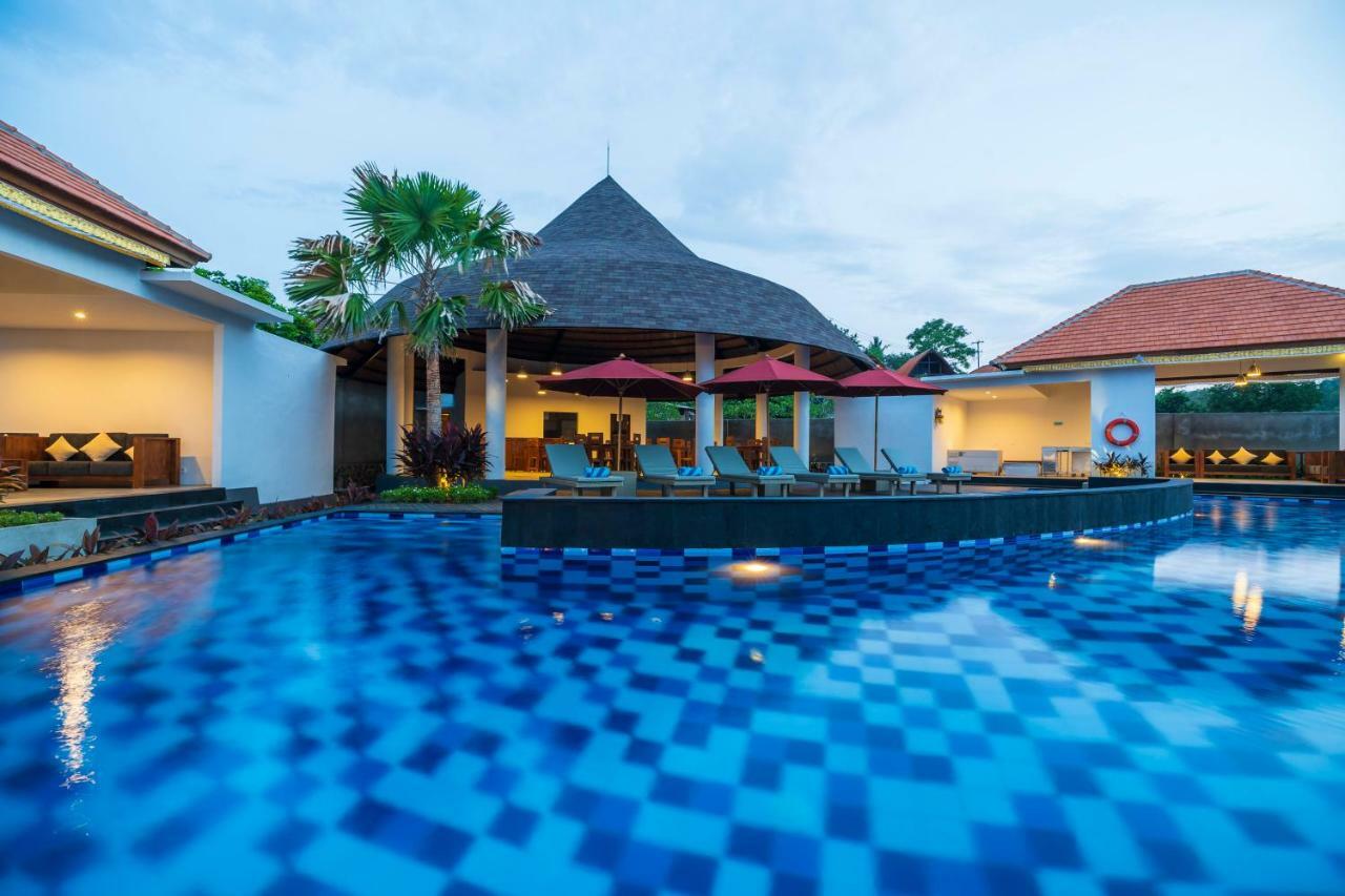 Star Semabu Resort Toyapakeh Bagian luar foto